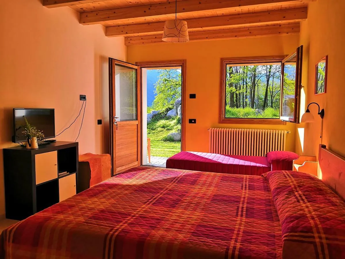 Farm stay Agriturismo Val Codera Verceia