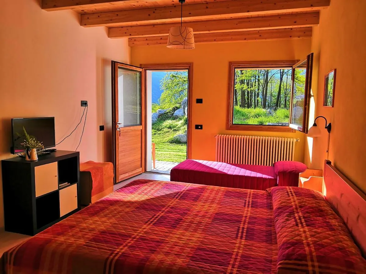 Agriturismo Val Codera Verceia 0*,  Italy